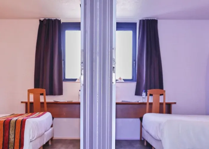 Hotell Brit 2*