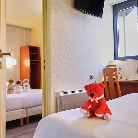 Hotell Brit 2*