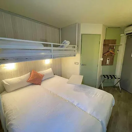 Brit Hotell 2*