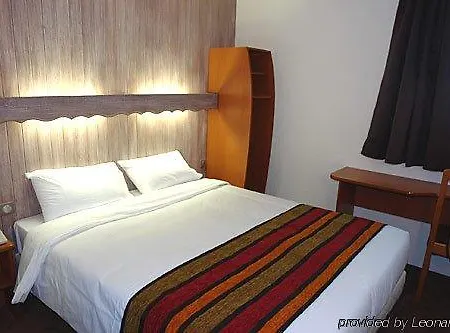 Hotel Brit 2*