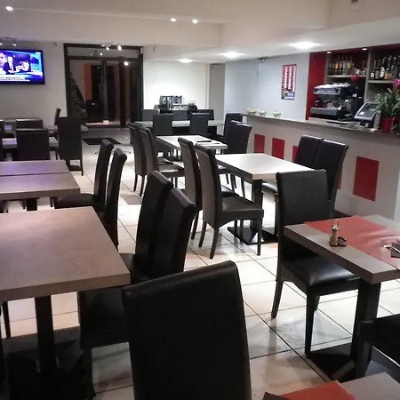 Brit Hotel