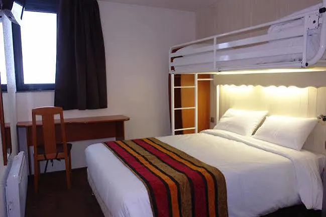 Brit 2* شامبيري